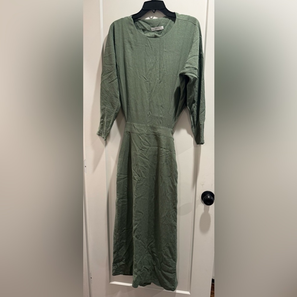Loreen Fashion Light Green Midi Dress Size 36‎